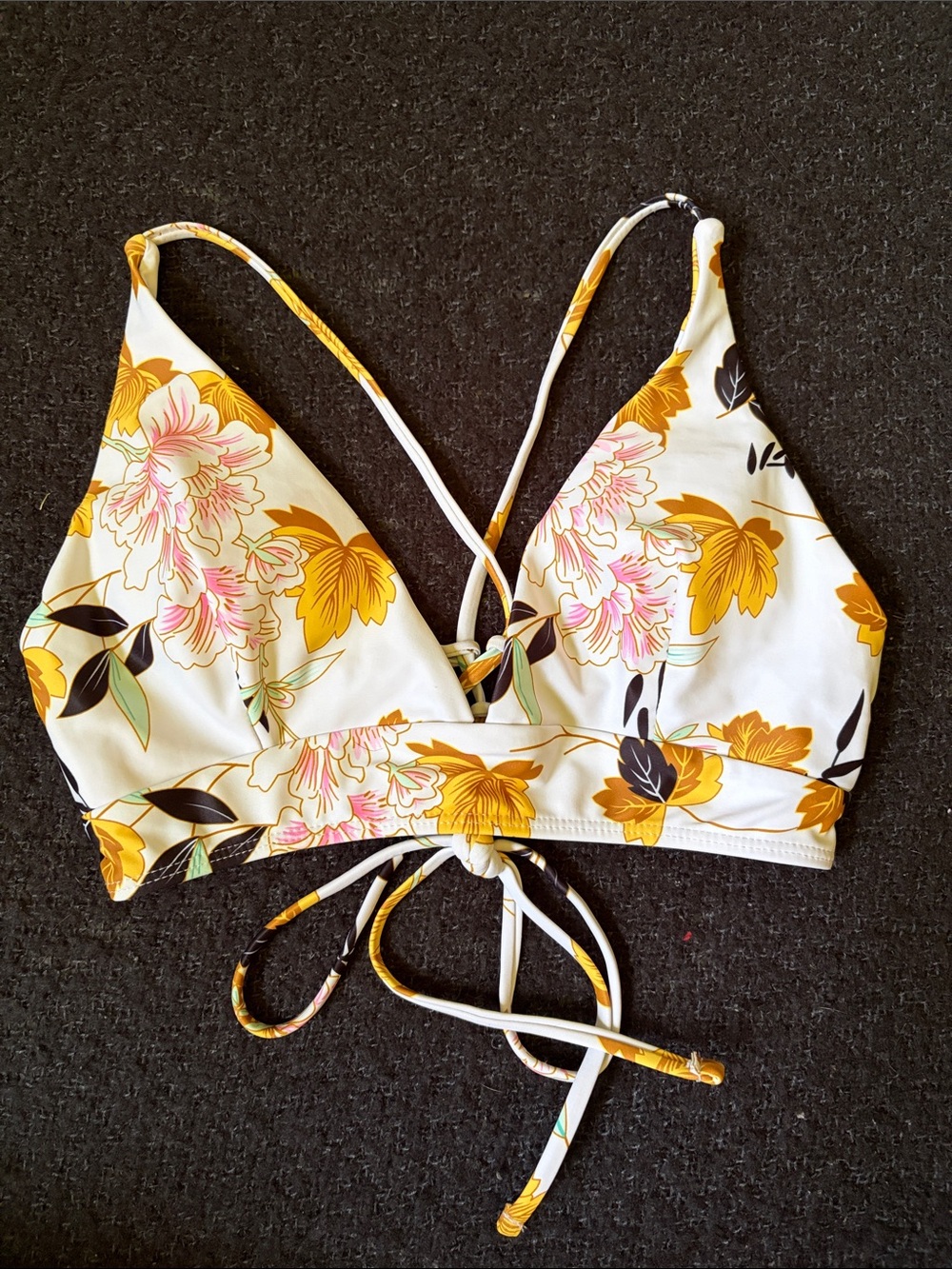 🌼 NWOT ZAFUL WOMENS SIZE SMALL FLIRAL SWIM TOP